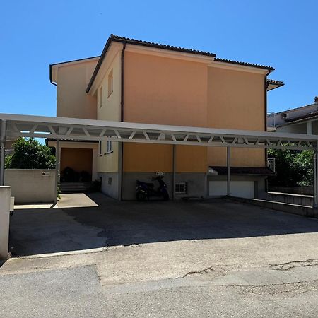 Apartman Sonata Rovinj Bagian luar foto