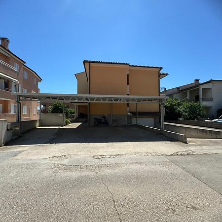 Apartman Sonata Rovinj Bagian luar foto