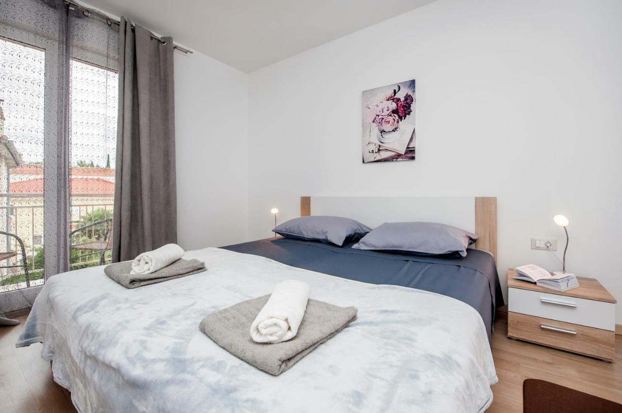 Apartman Sonata Rovinj Bagian luar foto
