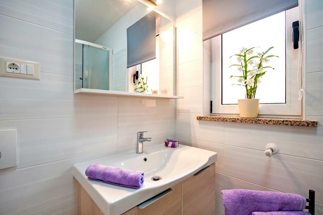 Apartman Sonata Rovinj Bagian luar foto