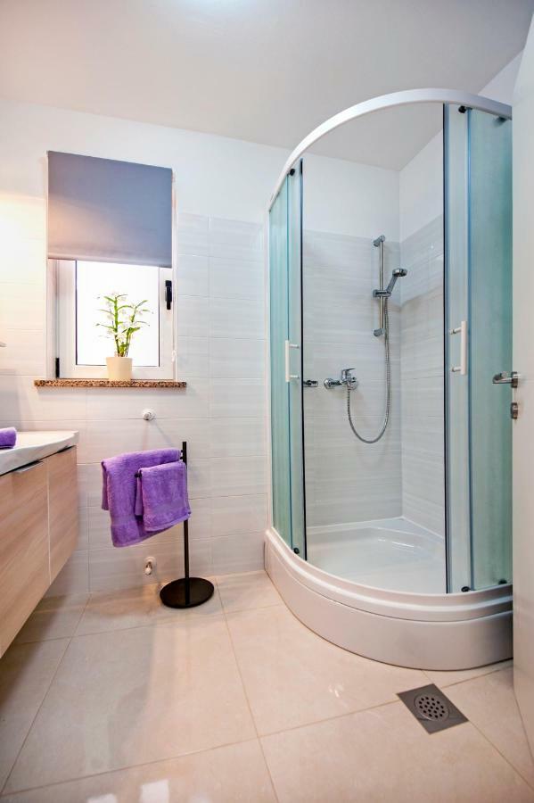 Apartman Sonata Rovinj Bagian luar foto