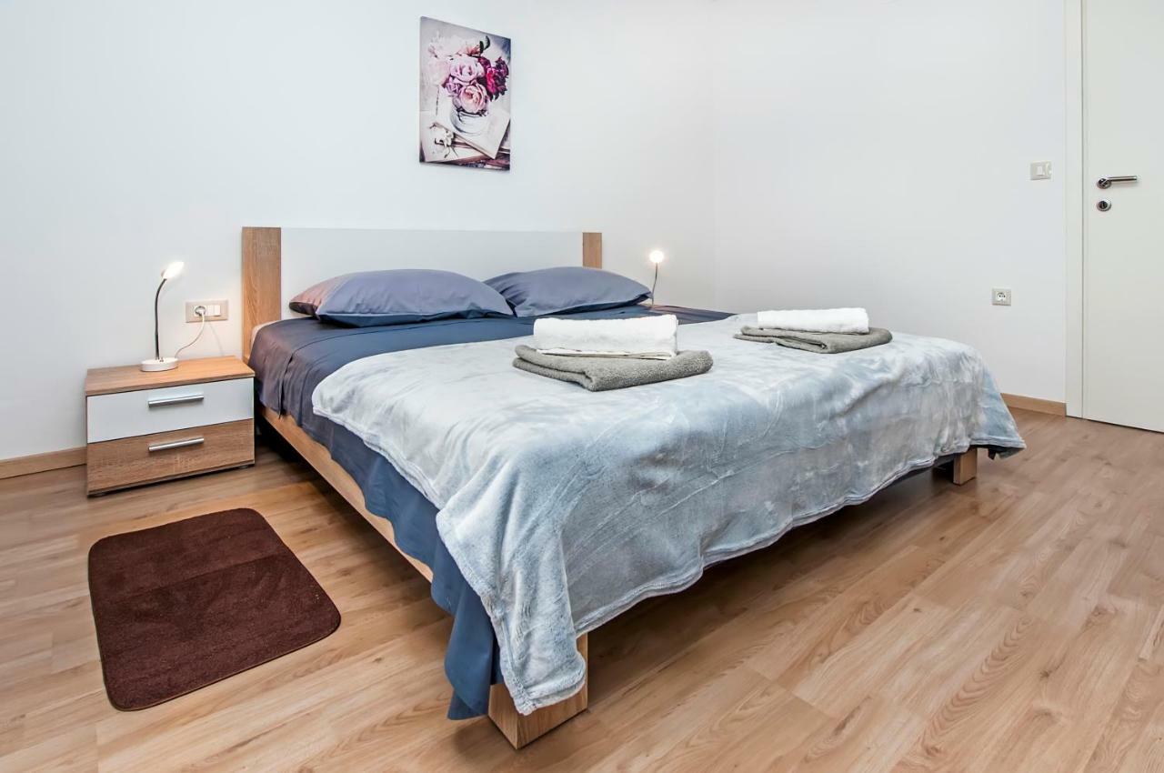 Apartman Sonata Rovinj Bagian luar foto