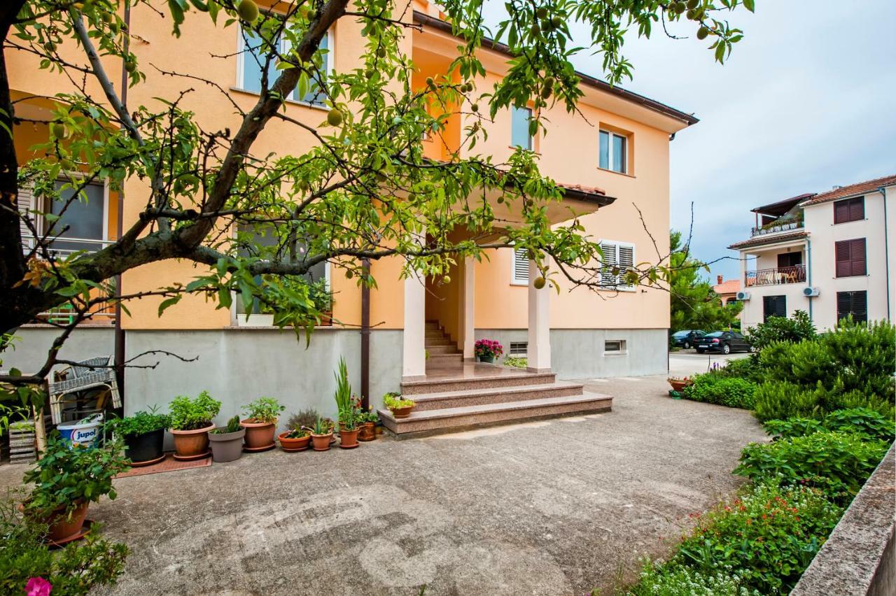 Apartman Sonata Rovinj Bagian luar foto