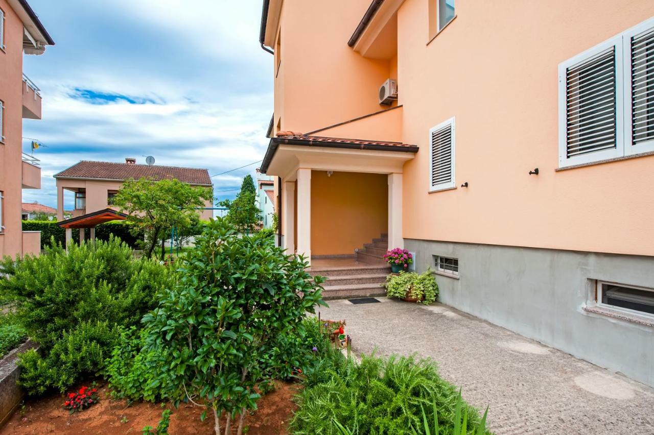Apartman Sonata Rovinj Bagian luar foto