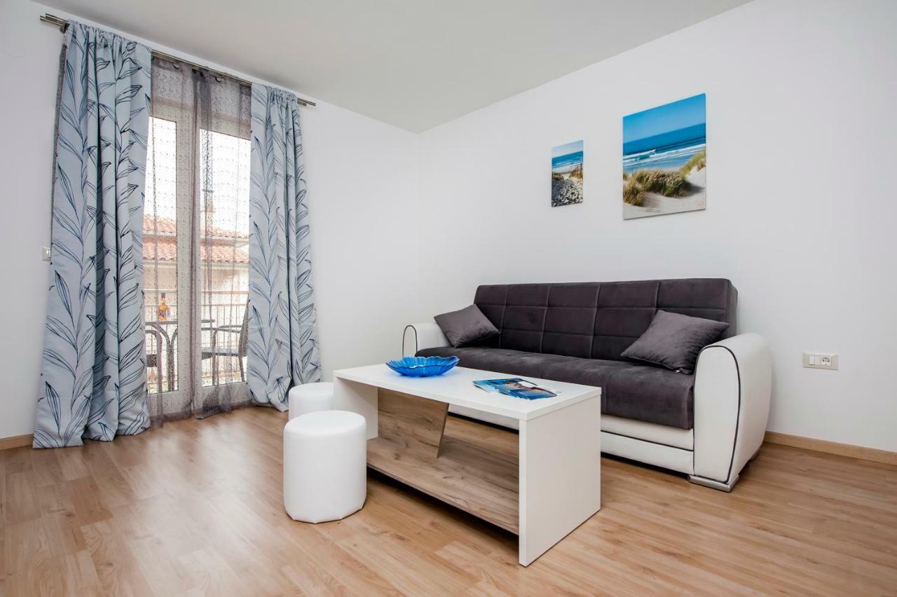Apartman Sonata Rovinj Bagian luar foto