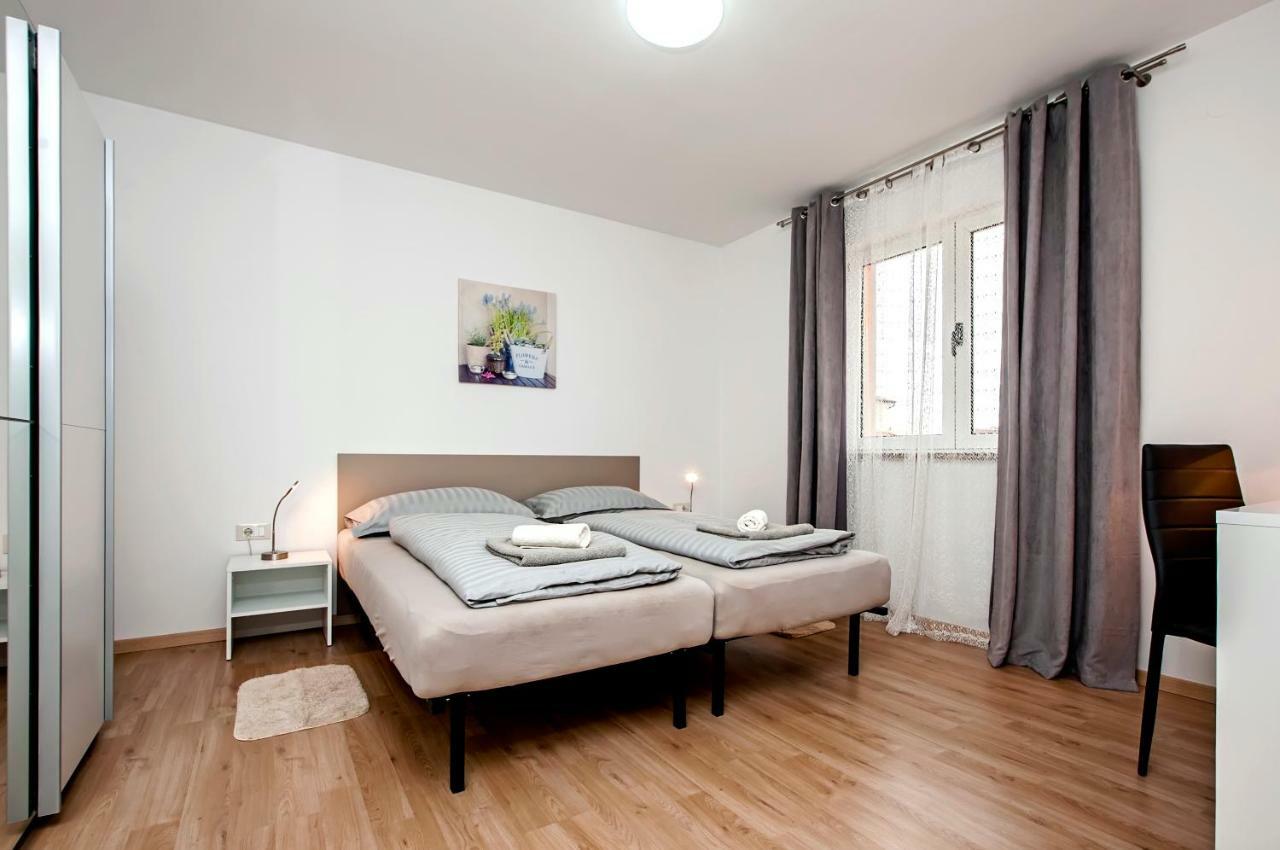 Apartman Sonata Rovinj Bagian luar foto
