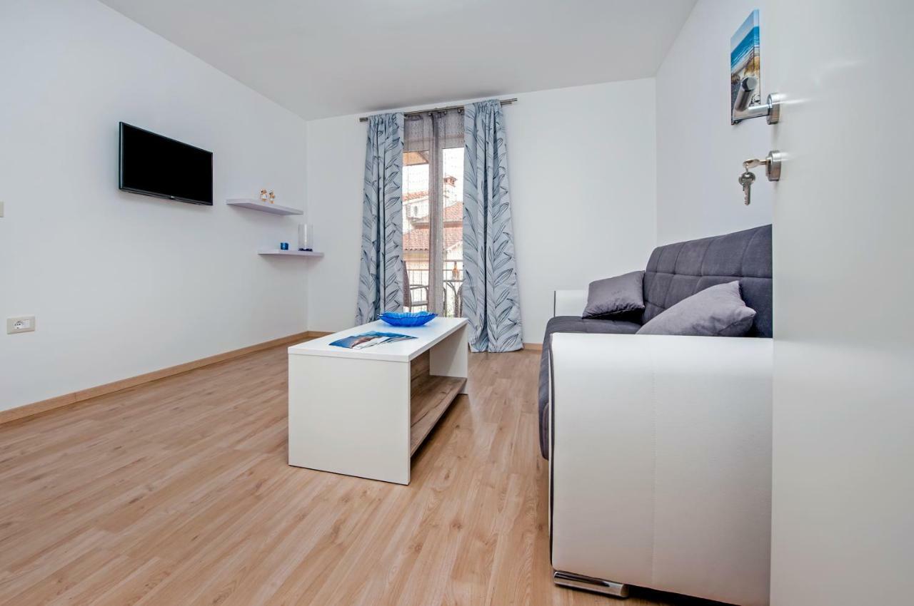 Apartman Sonata Rovinj Bagian luar foto