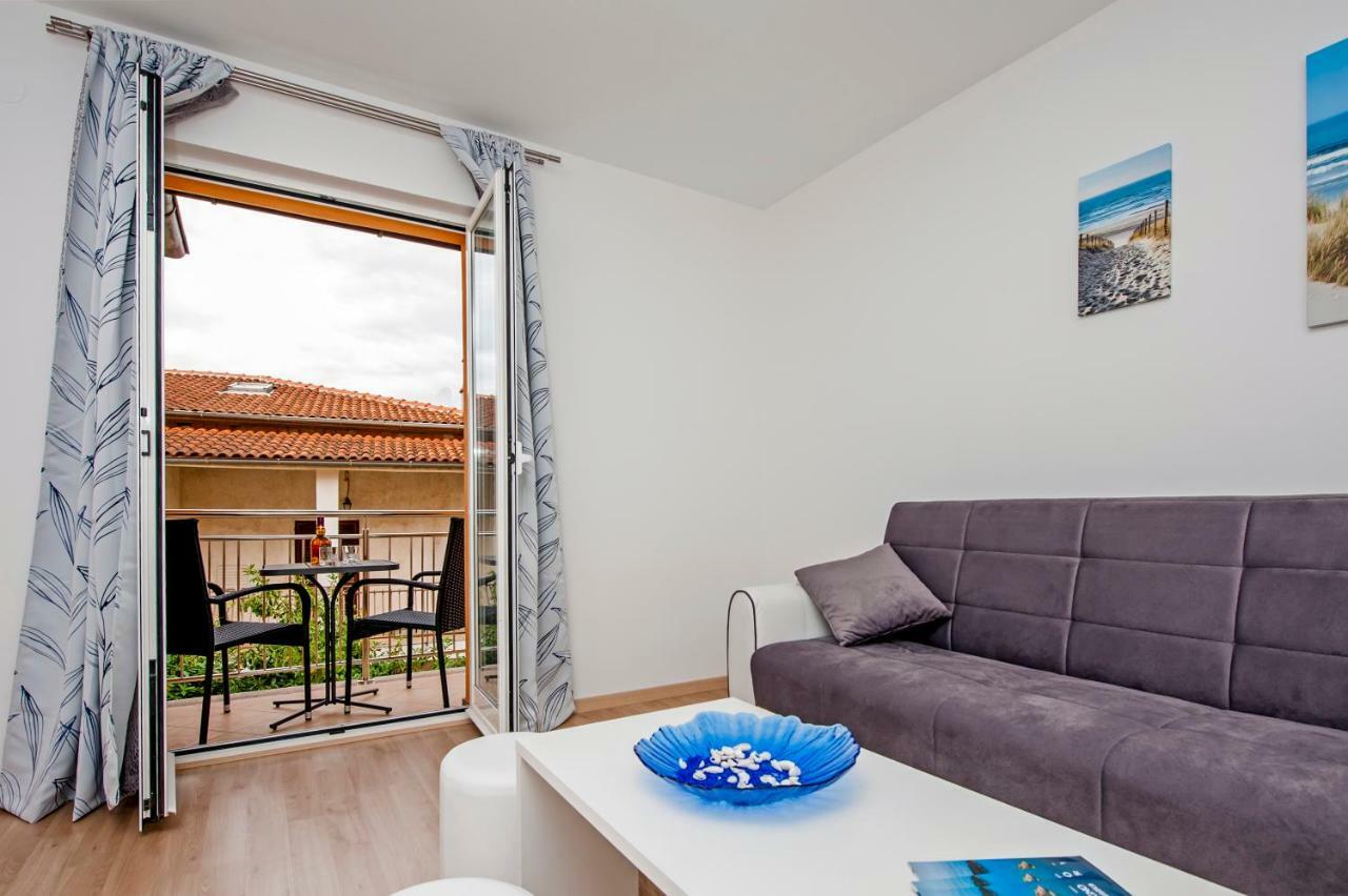 Apartman Sonata Rovinj Bagian luar foto