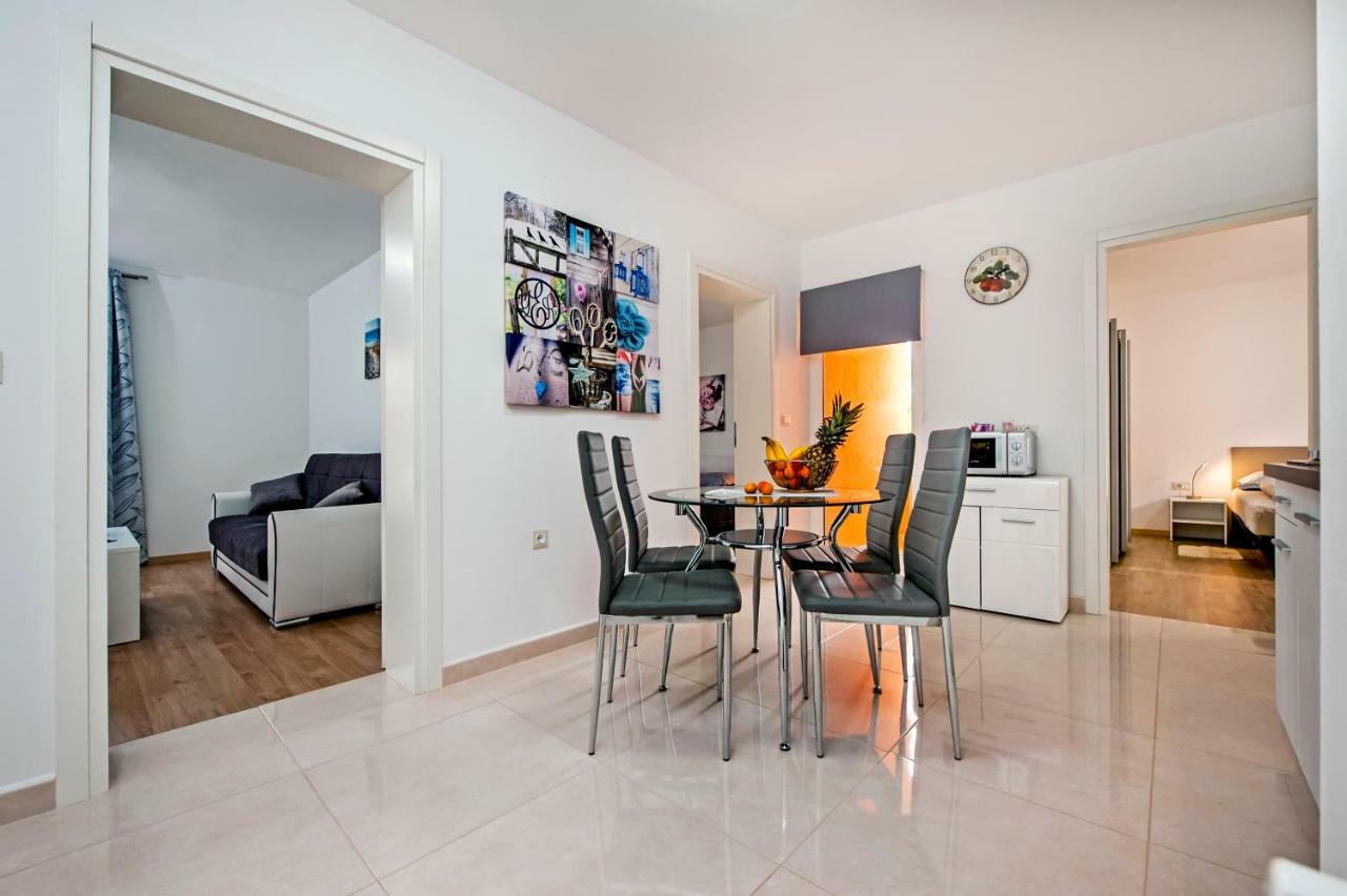 Apartman Sonata Rovinj Bagian luar foto